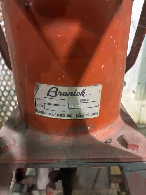Branick Manual Tire Spreader - Image 3